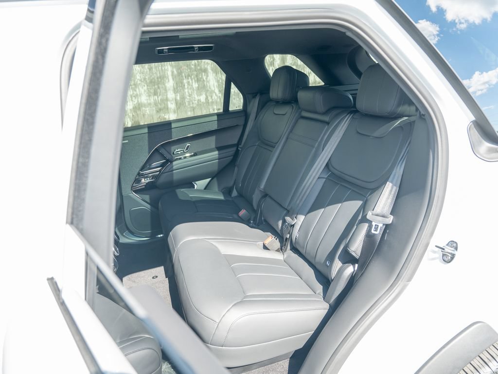 New 2026 Land Rover Range Rover Sport Dynamic SE AWD/4WD image 23