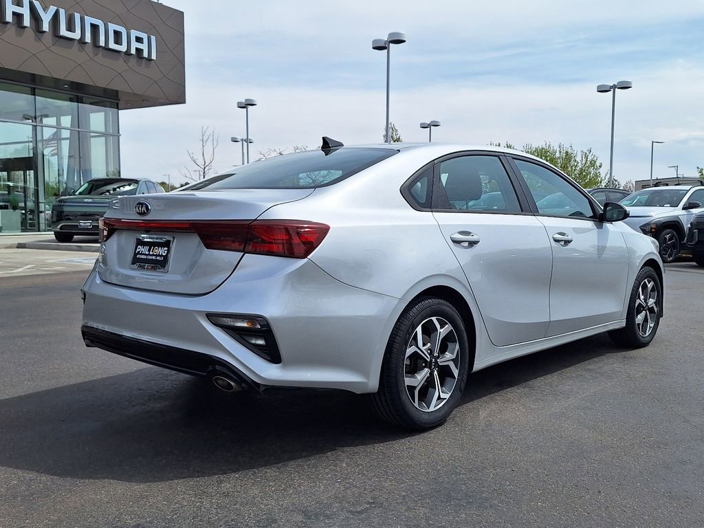 Used 2021 Kia Forte LXS image 3