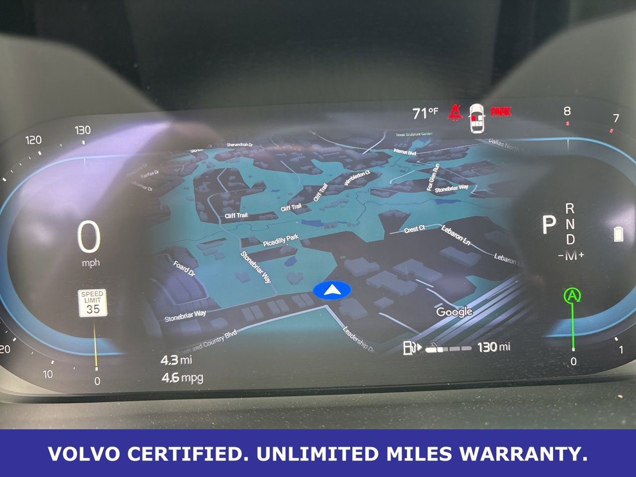 Certified 2025 Volvo XC40 B5 Plus AWD/4WD image 25
