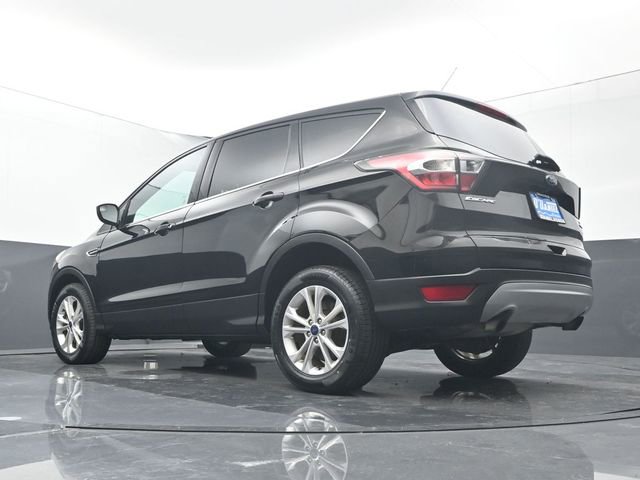 Used 2017 Ford Escape SE image 21