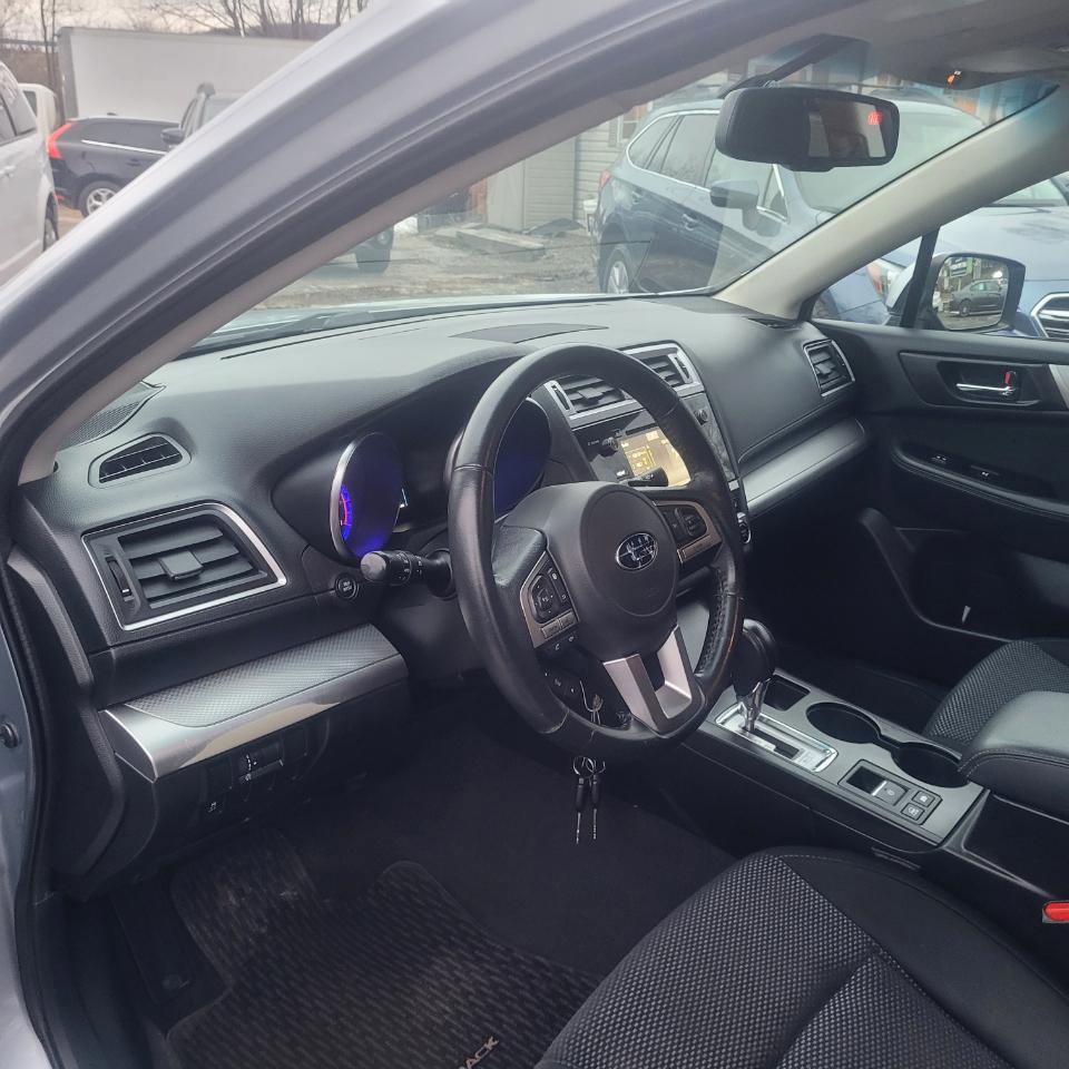 Used 2016 Subaru Outback 2.5i Premium image 13