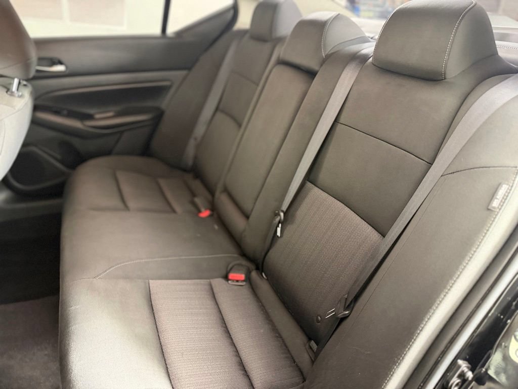 Used 2021 Nissan Altima 2.5 SV FWD image 15