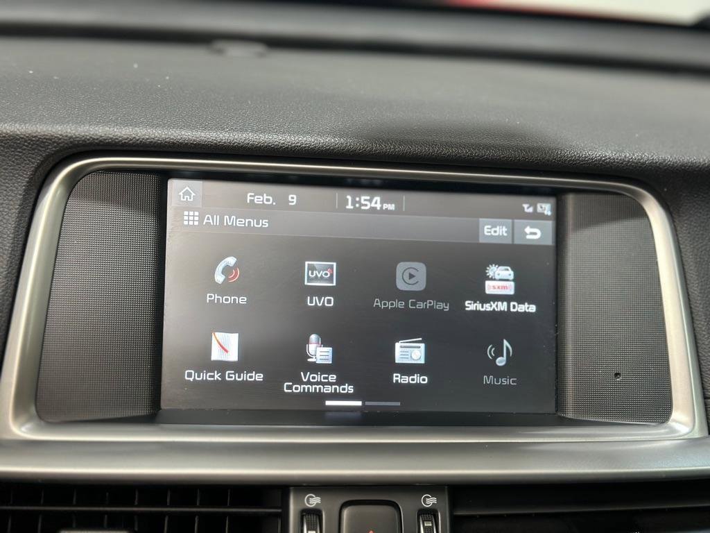 Used 2019 Kia Optima S image 17