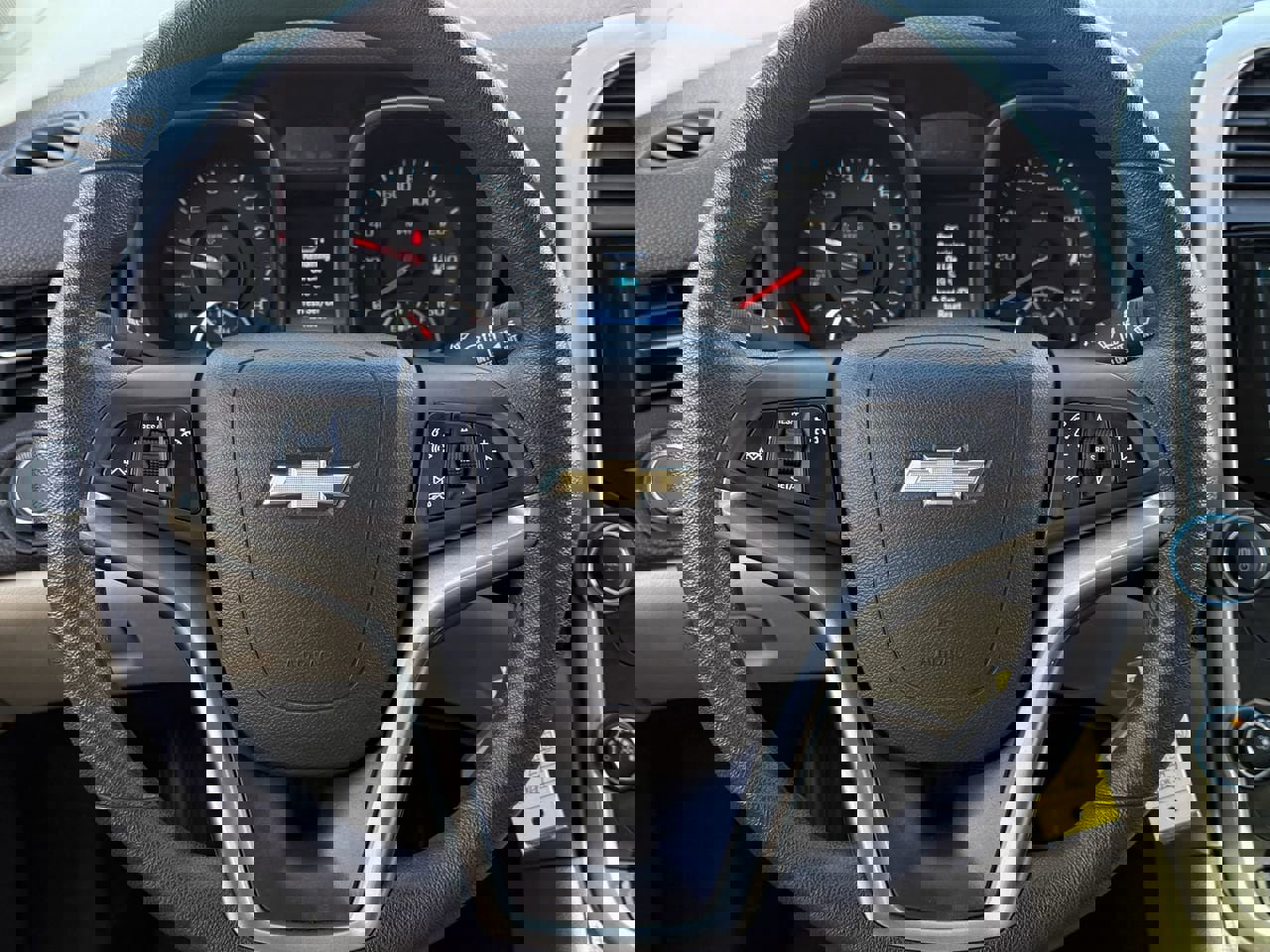 Used 2016 Chevrolet Malibu LT w/ Power Convenience Package image 12