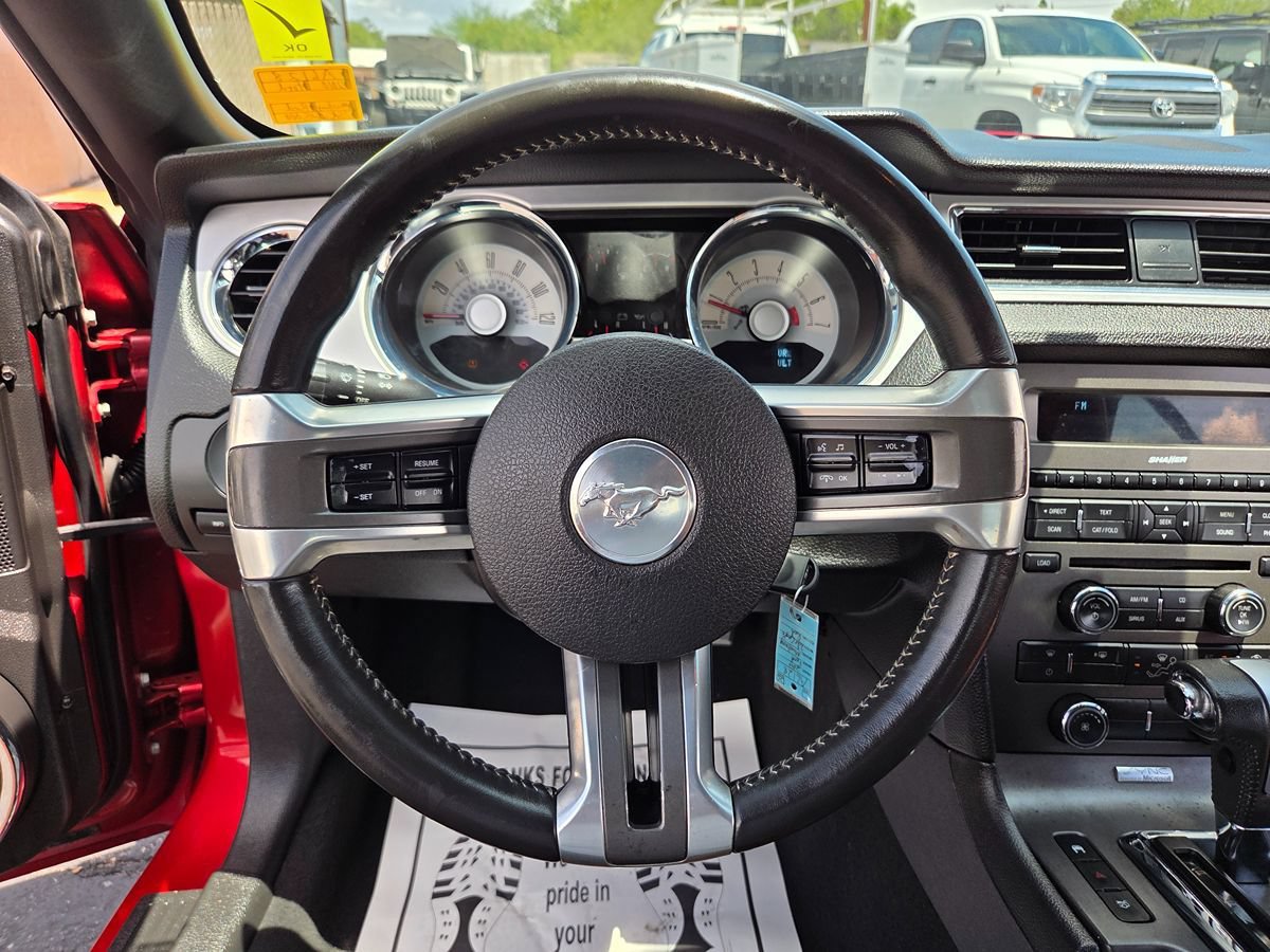 Used 2010 Ford Mustang Premium RWD image 26