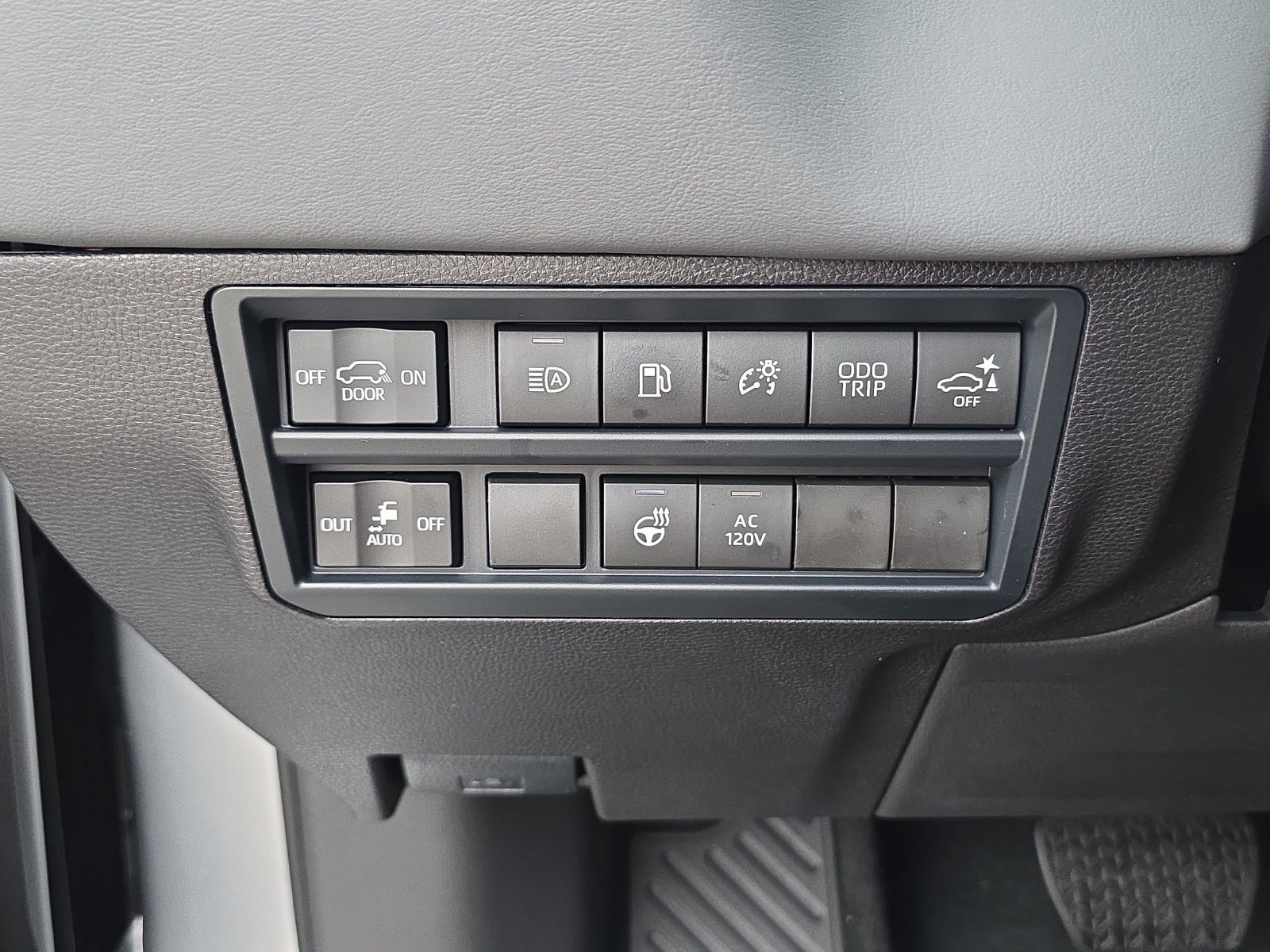 New 2026 Toyota Sequoia Capstone AWD/4WD image 33