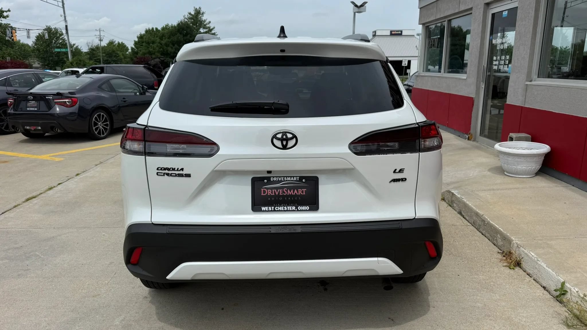 Used 2026 Toyota Corolla Cross LE AWD/4WD image 8
