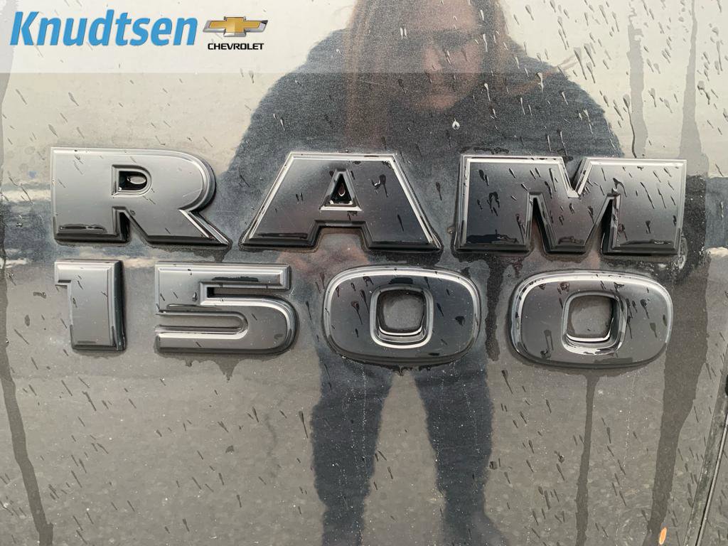 Used 2015 RAM 1500 Express image 10