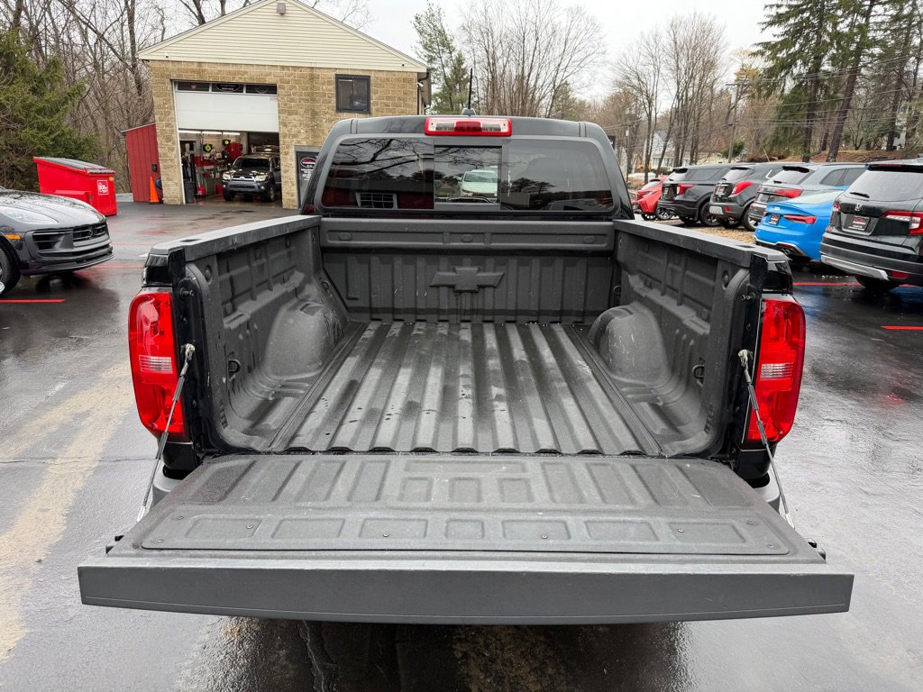 Used 2016 Chevrolet Colorado Z71 w/ Z71 Midnight Edition image 14