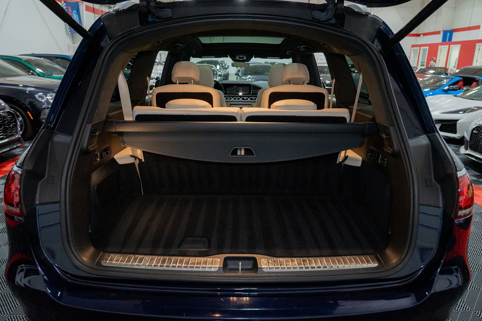 Used 2021 Mercedes-Benz GLS 63 AMG 4MATIC image 30