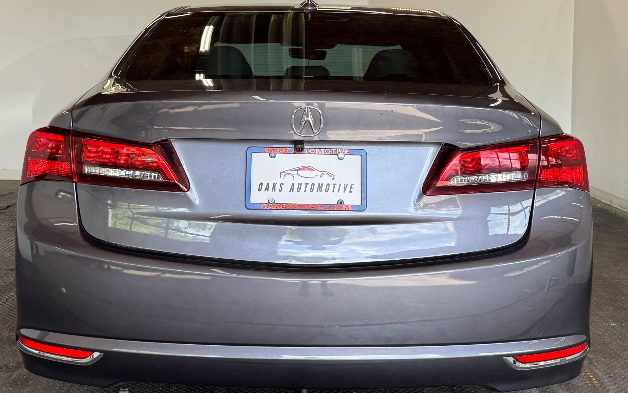 Used 2018 Acura TLX w/ Technology Package image 5