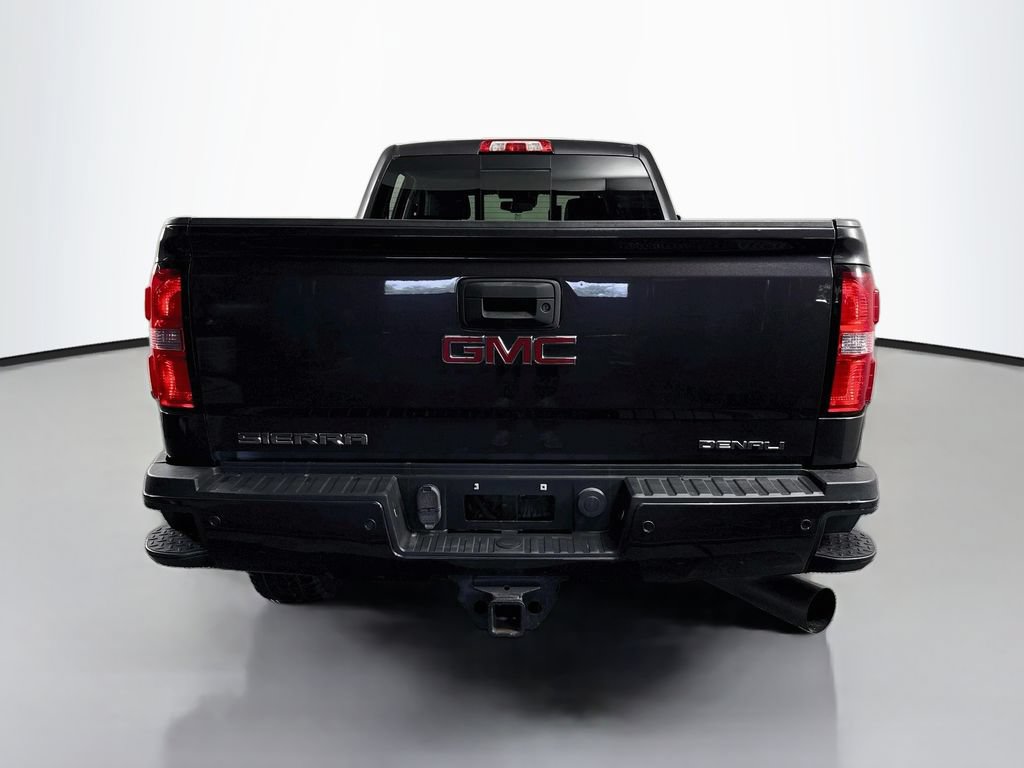 Used 2016 GMC Sierra 2500 Denali w/ Duramax Plus Package AWD/4WD image 6