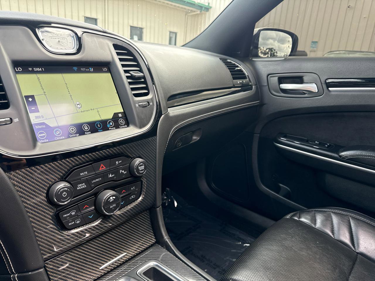 Used 2023 Chrysler 300 C RWD image 30