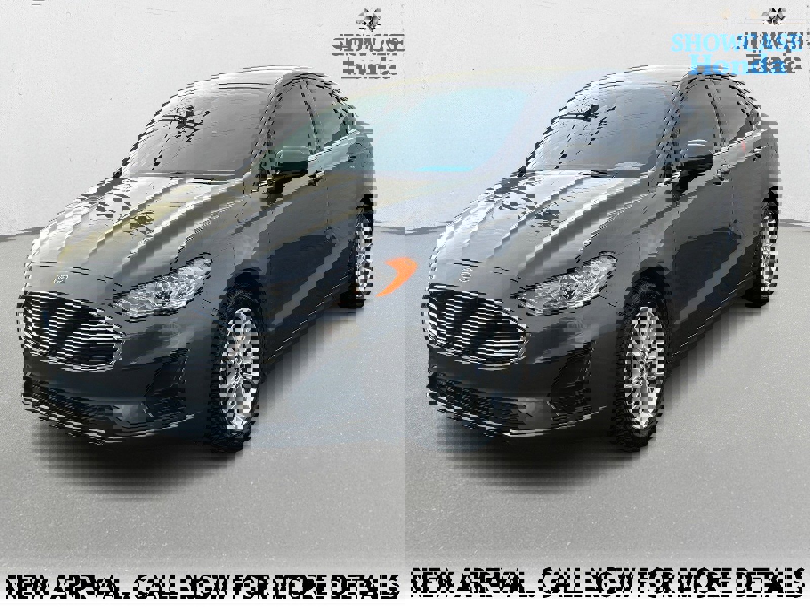 Used 2020 Ford Fusion SE image 2