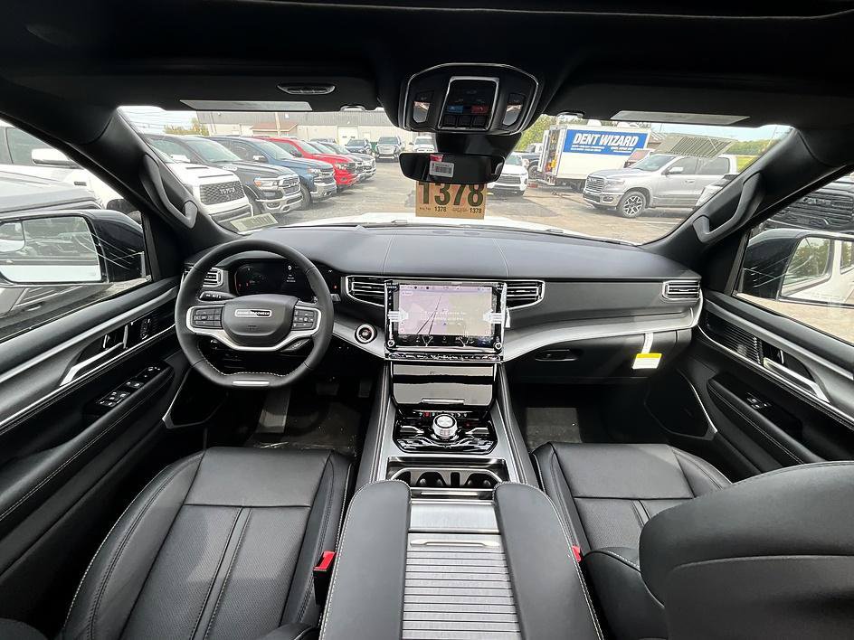 New 2026 Jeep Grand Wagoneer L Limited AWD/4WD image 41