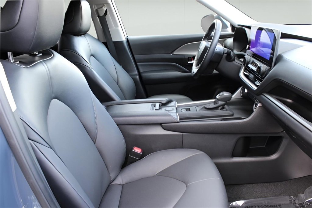 Certified 2024 Toyota Grand Highlander XLE image 24