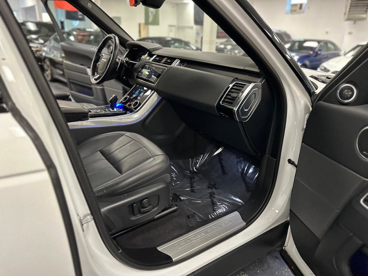 Used 2021 Land Rover Range Rover Sport HSE Silver Edition AWD/4WD image 36