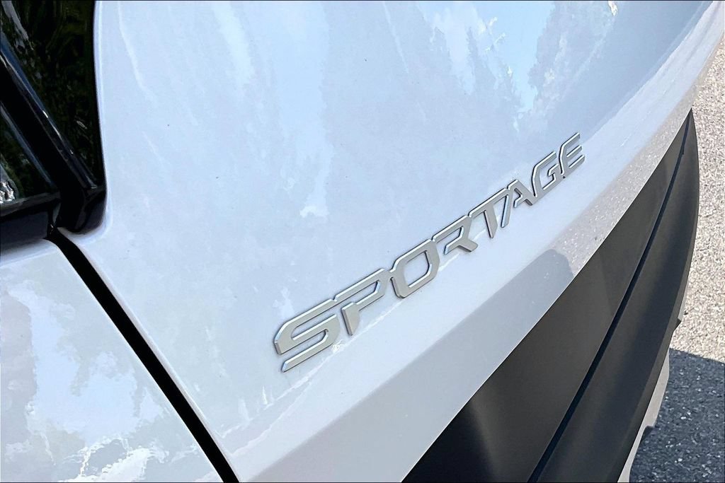 Used 2025 Kia Sportage EX w/ EX Premium Package AWD/4WD image 26