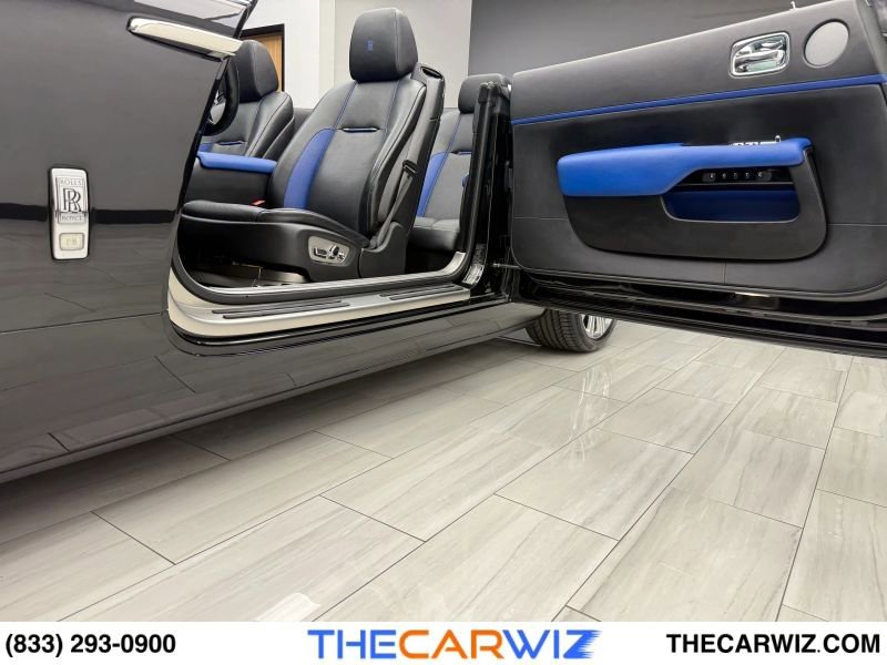 Used 2019 Rolls-Royce Dawn image 30