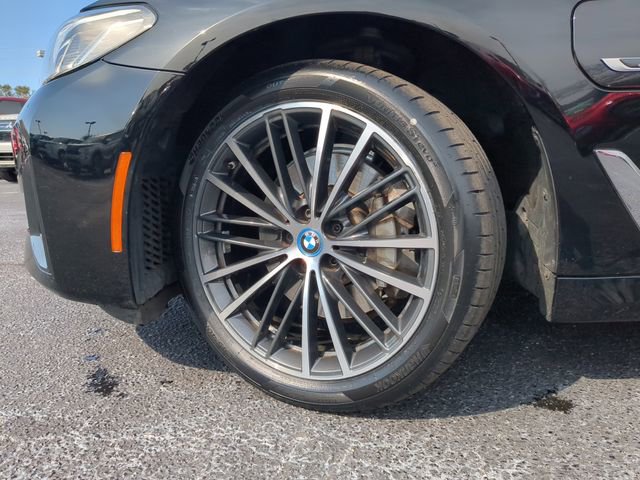 Used 2023 BMW 530e xDrive image 37