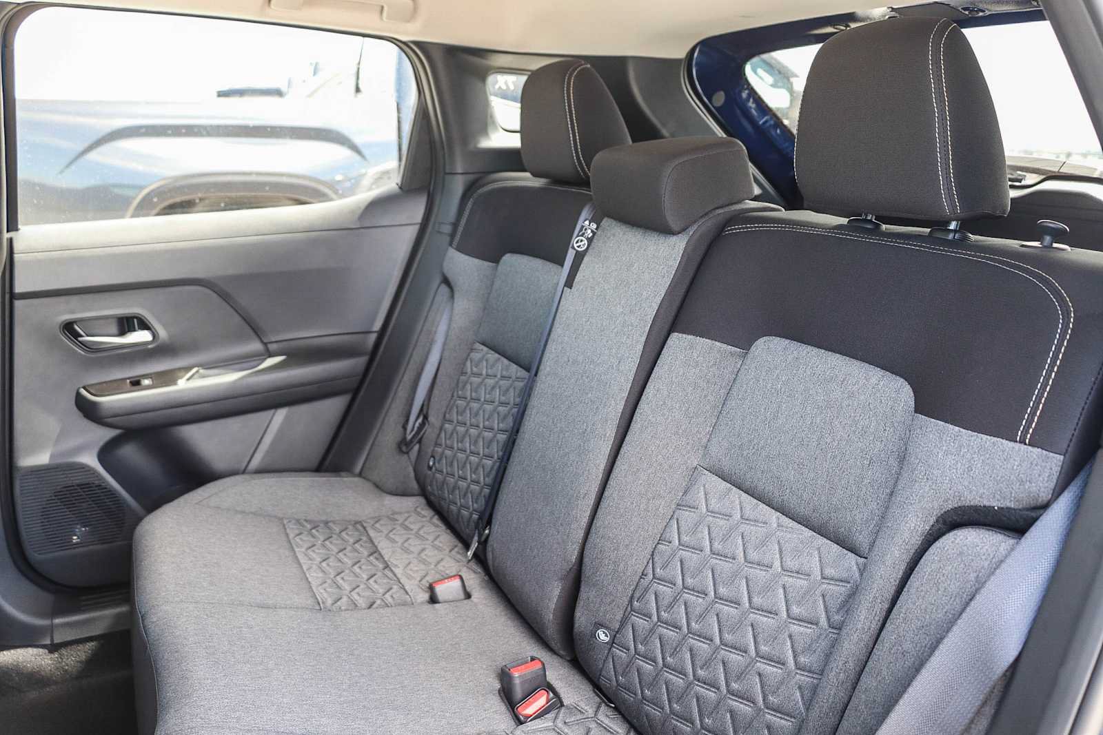 New 2027 Nissan Kicks SV FWD image 19