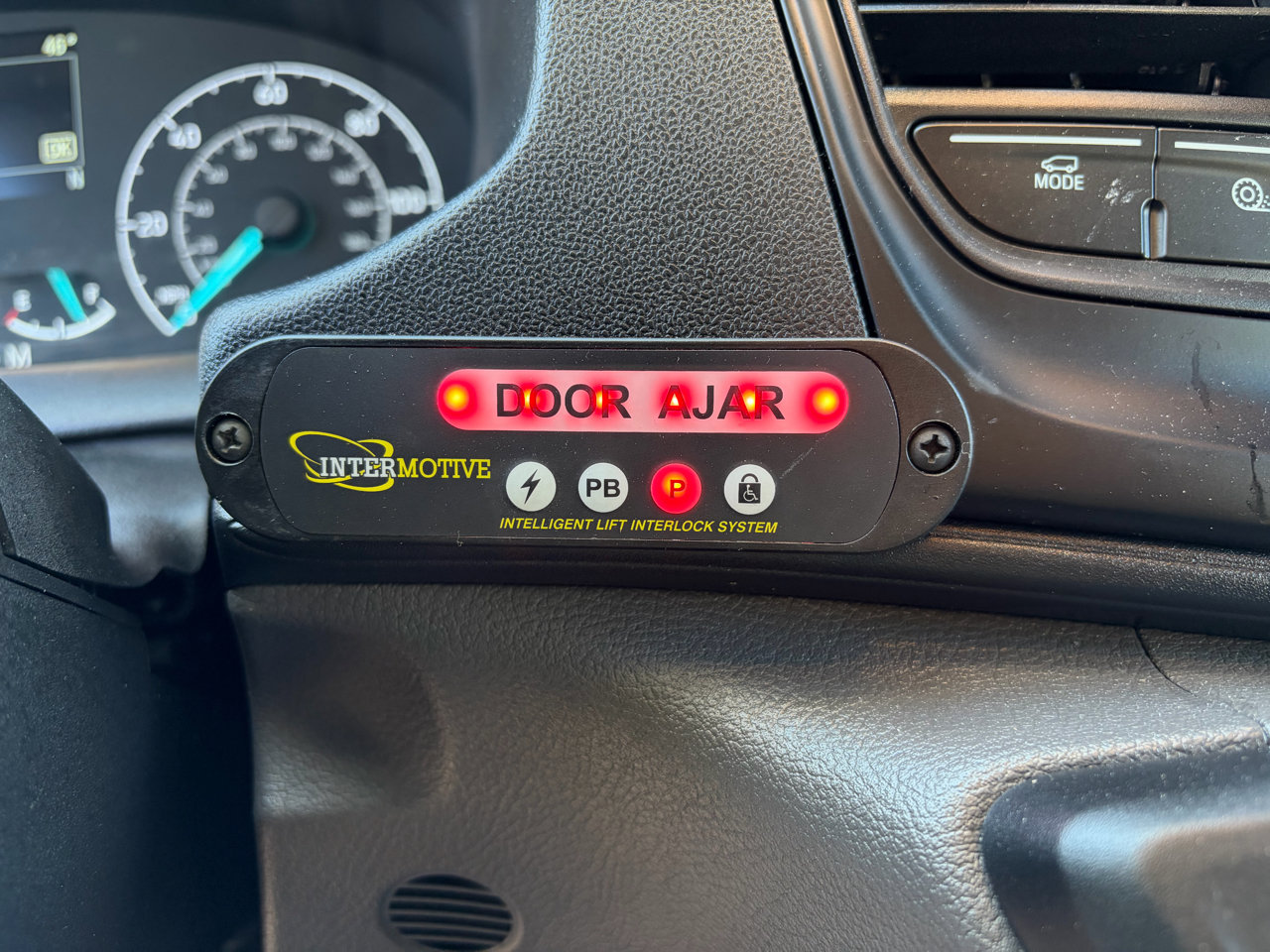 Used 2020 Ford Transit 350 XL image 23