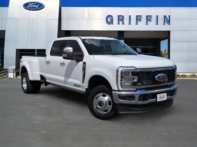 New 2026 Ford F350 Lariat w/ Lariat Ultimate Package