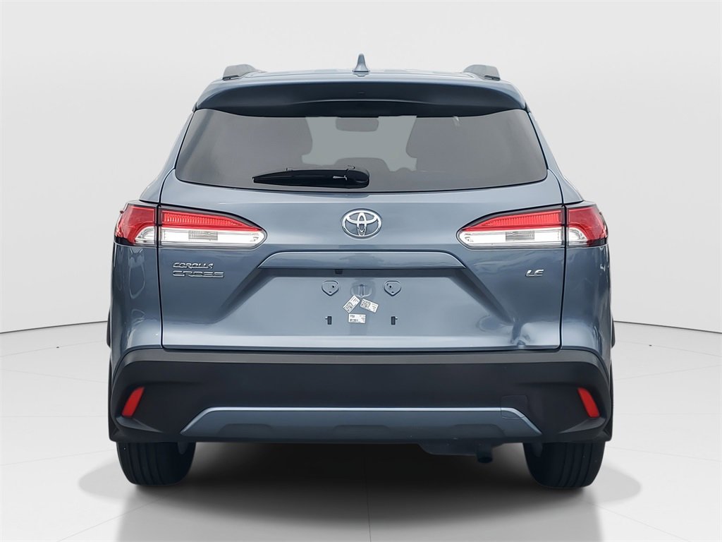 Used 2024 Toyota Corolla Cross LE image 7