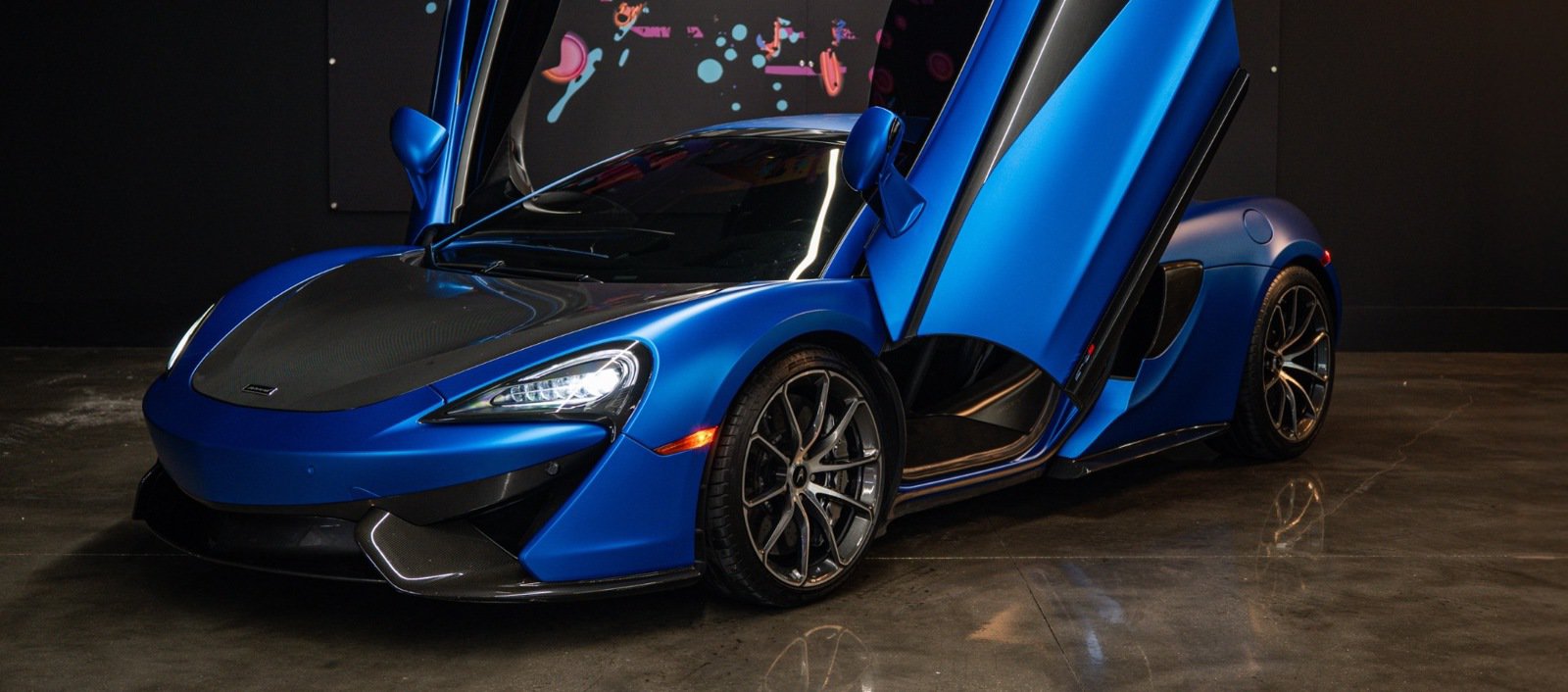 Used 2019 McLaren 570S Spider RWD image 2