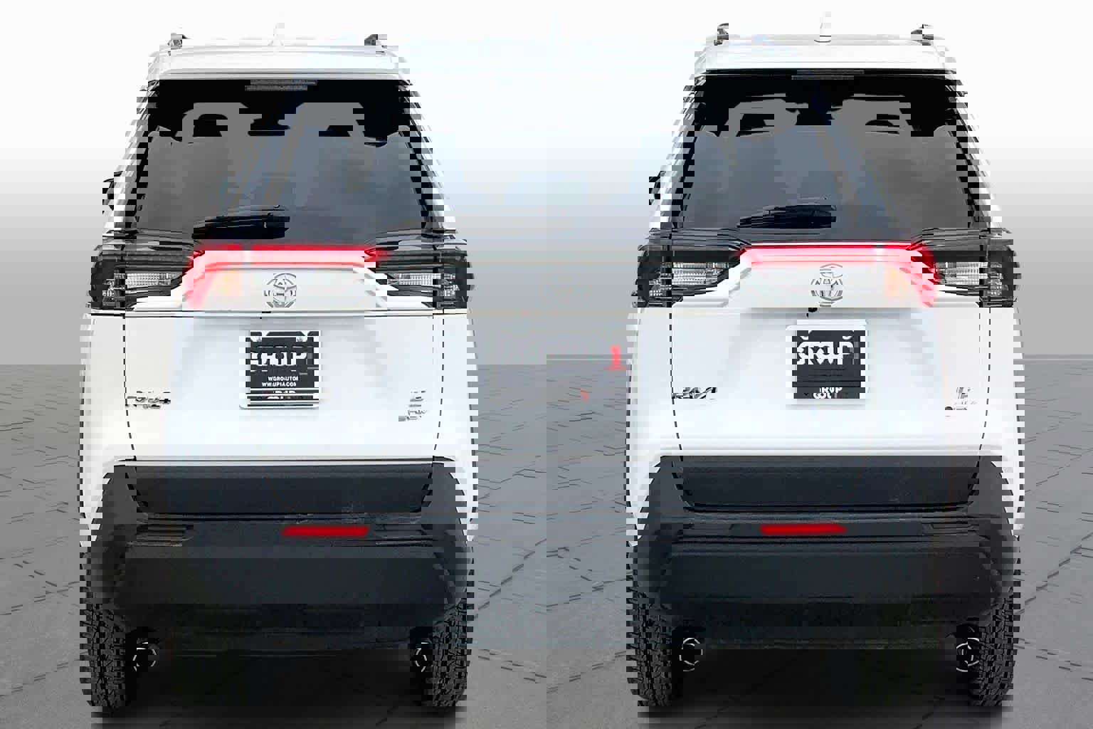 Used 2025 Toyota RAV4 LE image 5