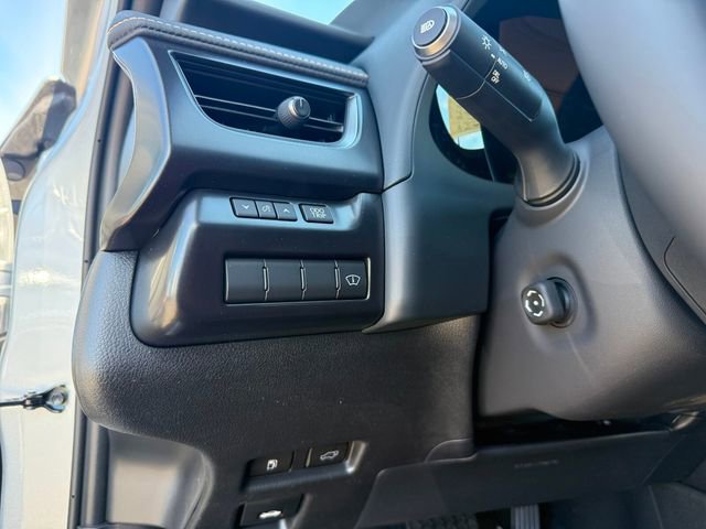 New 2026 Lexus UX 300h AWD image 19