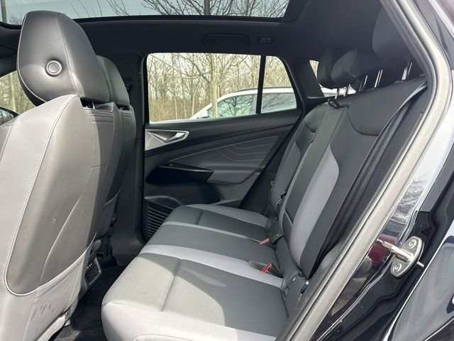 Certified 2023 Volkswagen ID.4 Pro S Plus image 24