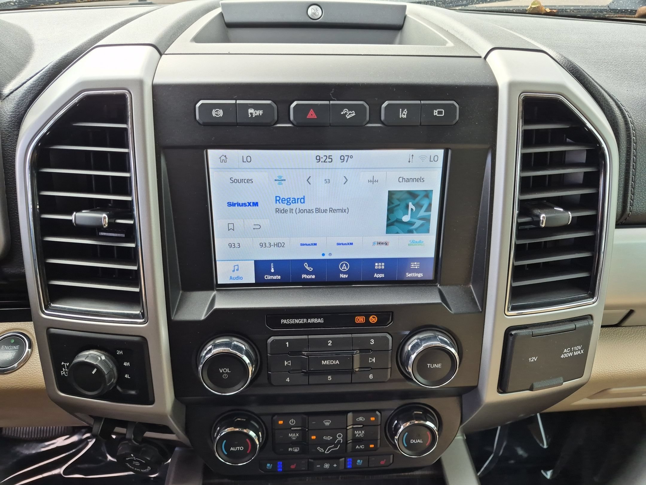 Used 2020 Ford F350 Lariat w/ Lariat Ultimate Package AWD/4WD image 18