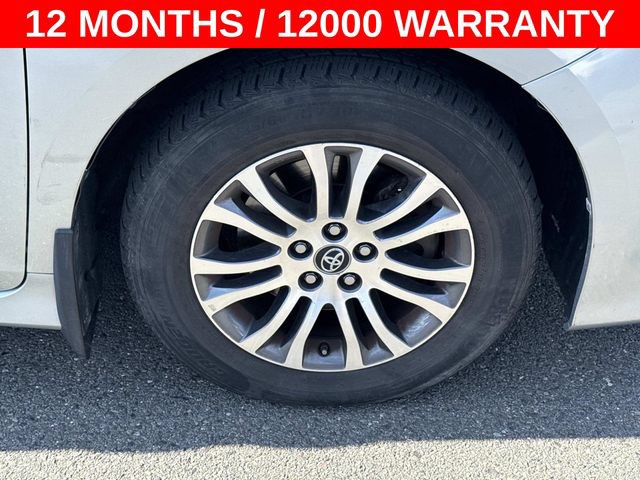Used 2019 Toyota Sienna XLE FWD image 4