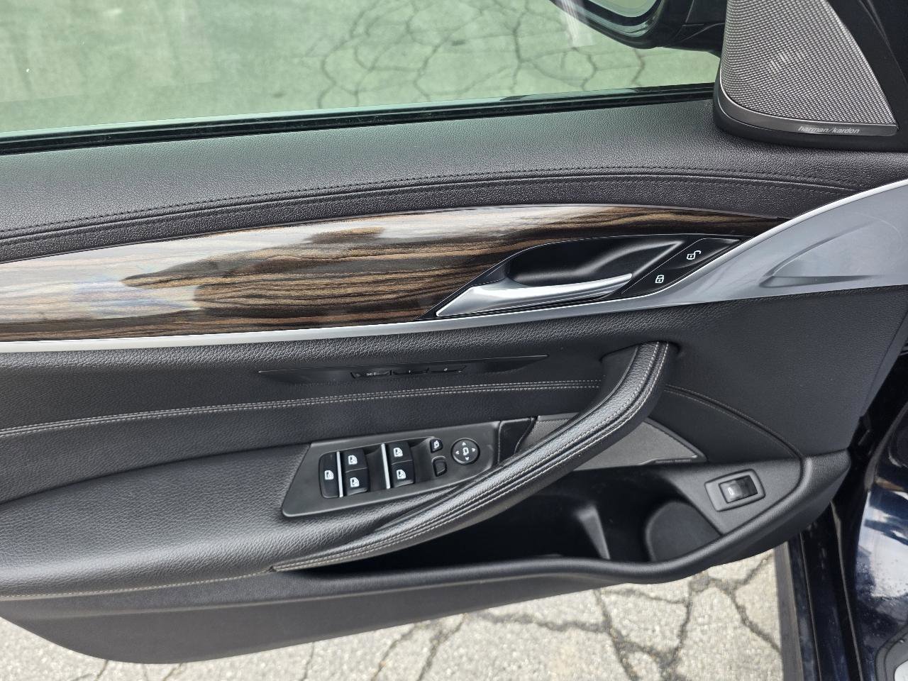 Used 2018 BMW M550i xDrive w/ Driving Assistance Package image 12