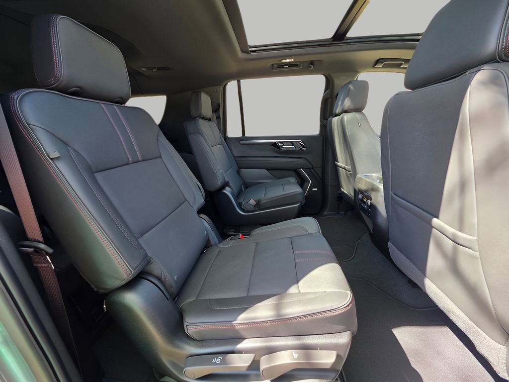 New 2026 Chevrolet Suburban RST image 11