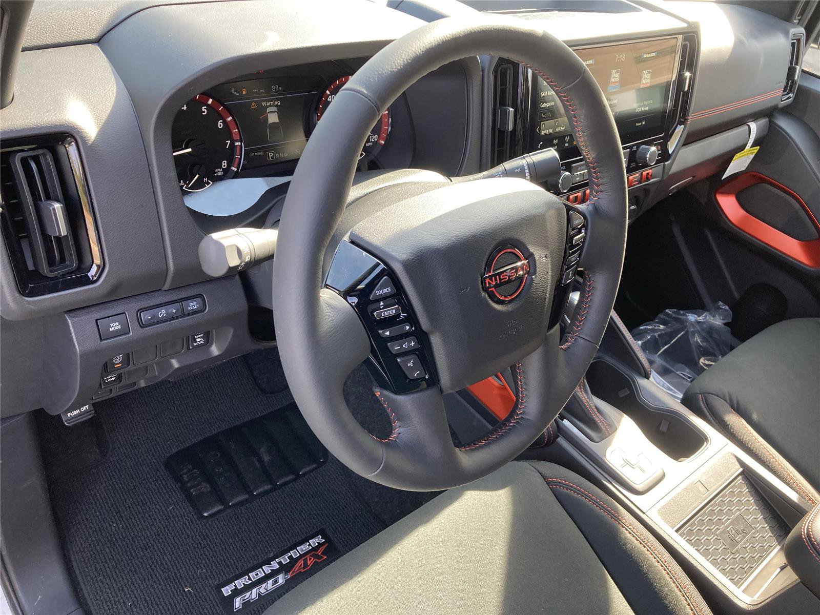 New 2026 Nissan Frontier PRO-4X w/ Pro-4x Convenience Package image 12