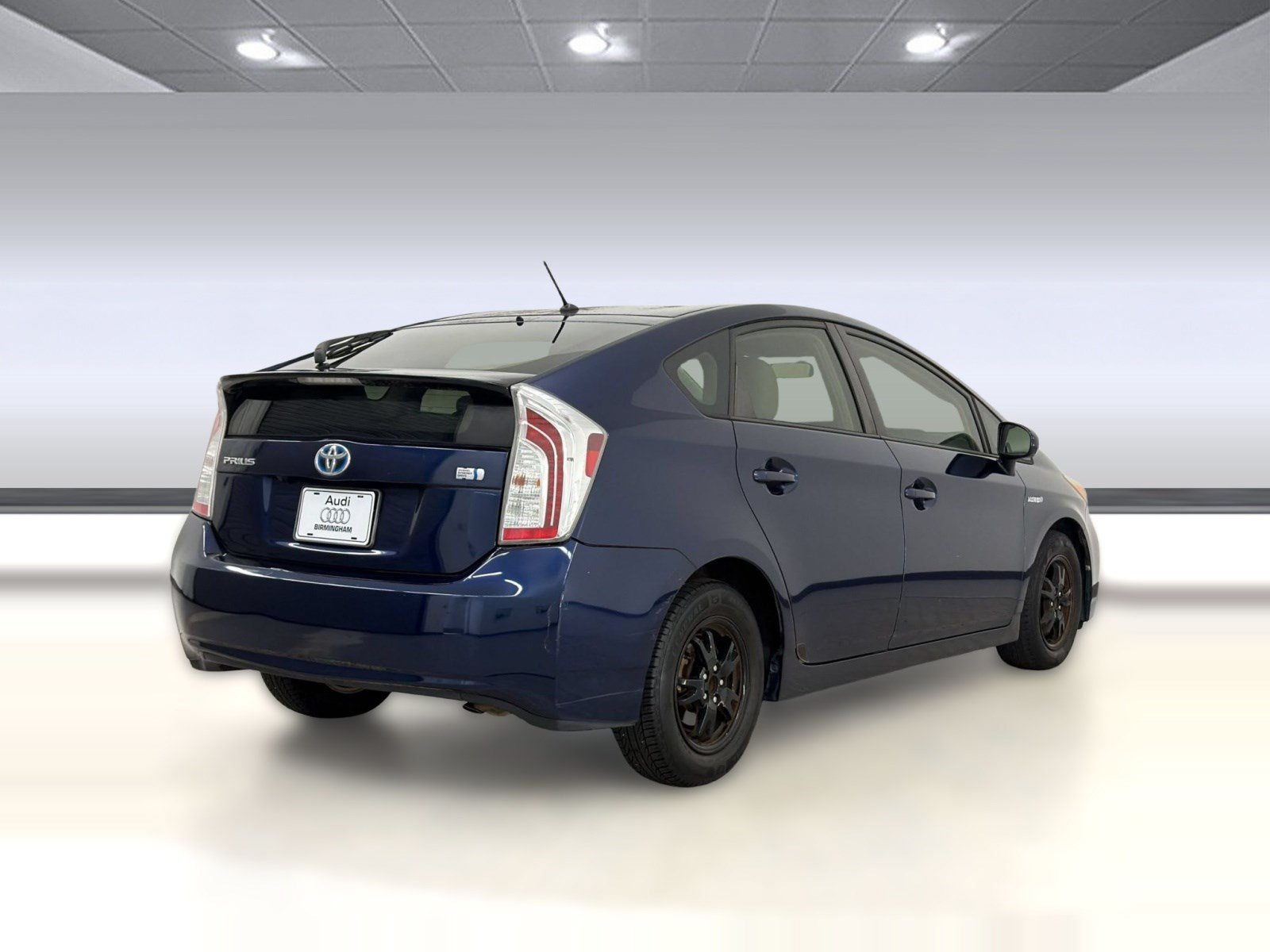 Used 2014 Toyota Prius Two FWD image 9