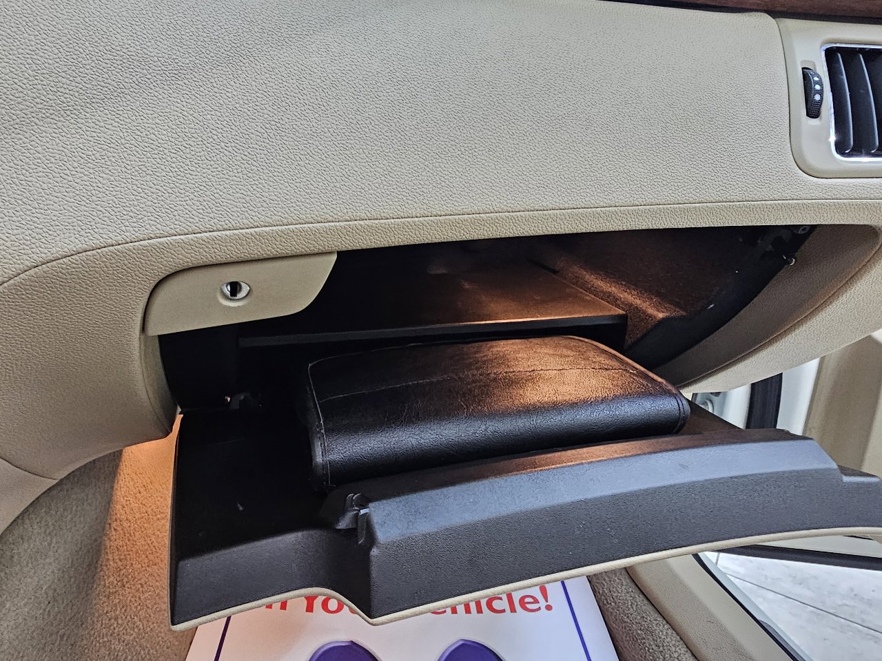 Used 2010 Cadillac CTS Luxury image 33