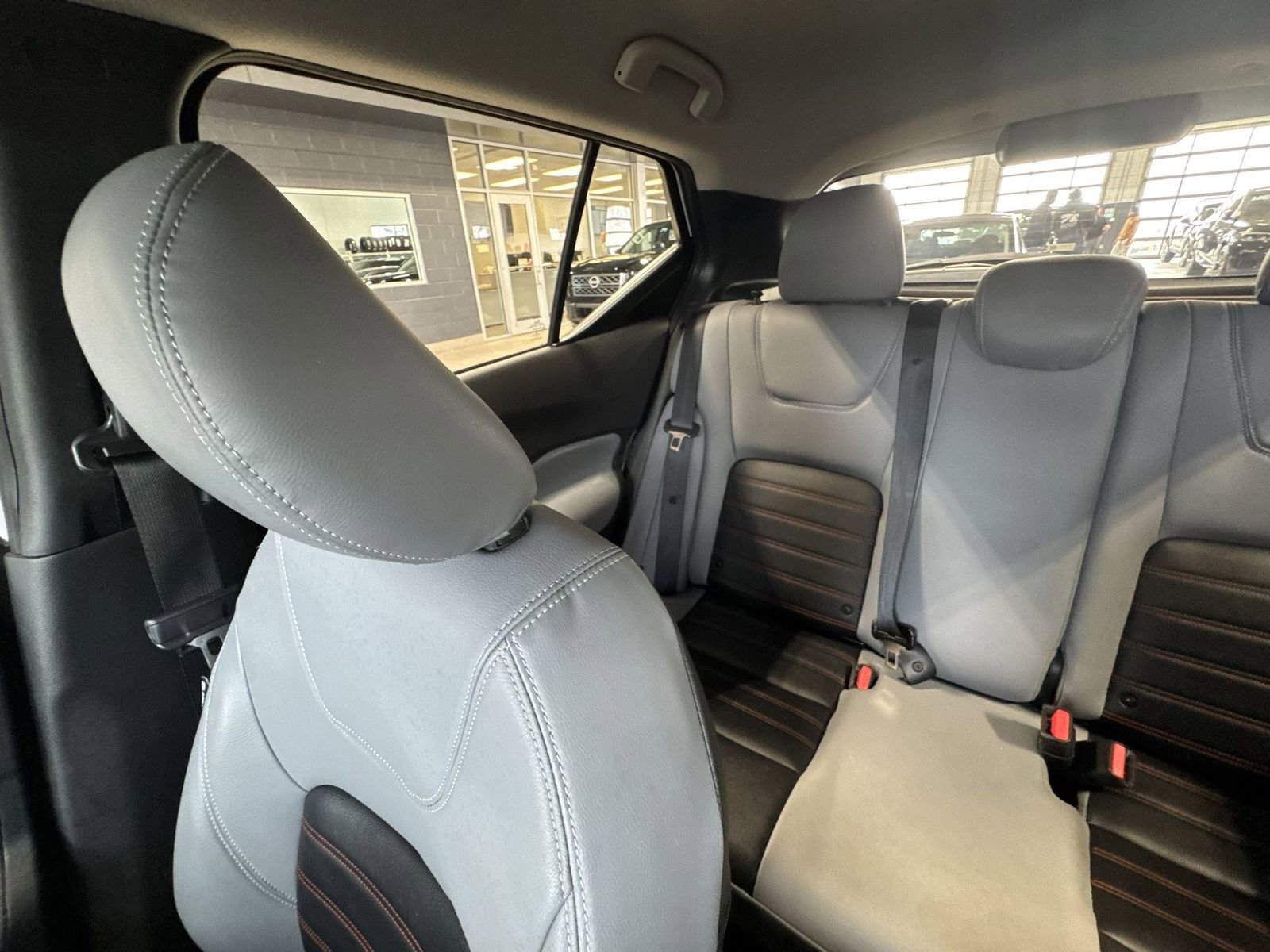 Used 2023 Nissan Kicks SR w/ SR Premium Package image 5