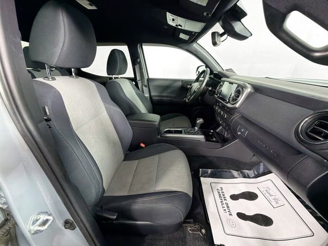 Used 2021 Toyota Tacoma TRD Sport AWD/4WD image 28