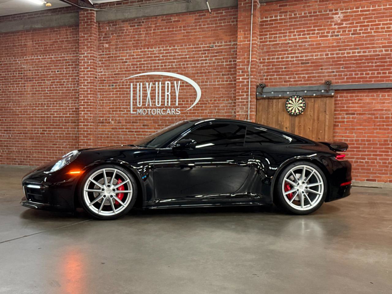 Used 2022 Porsche 911 Carrera S RWD image 3