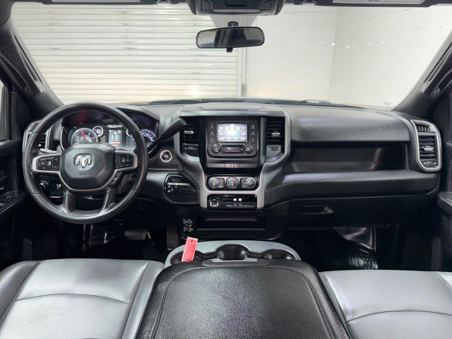 Used 2024 RAM 3500 Tradesman w/ Chrome Appearance Group AWD/4WD image 21