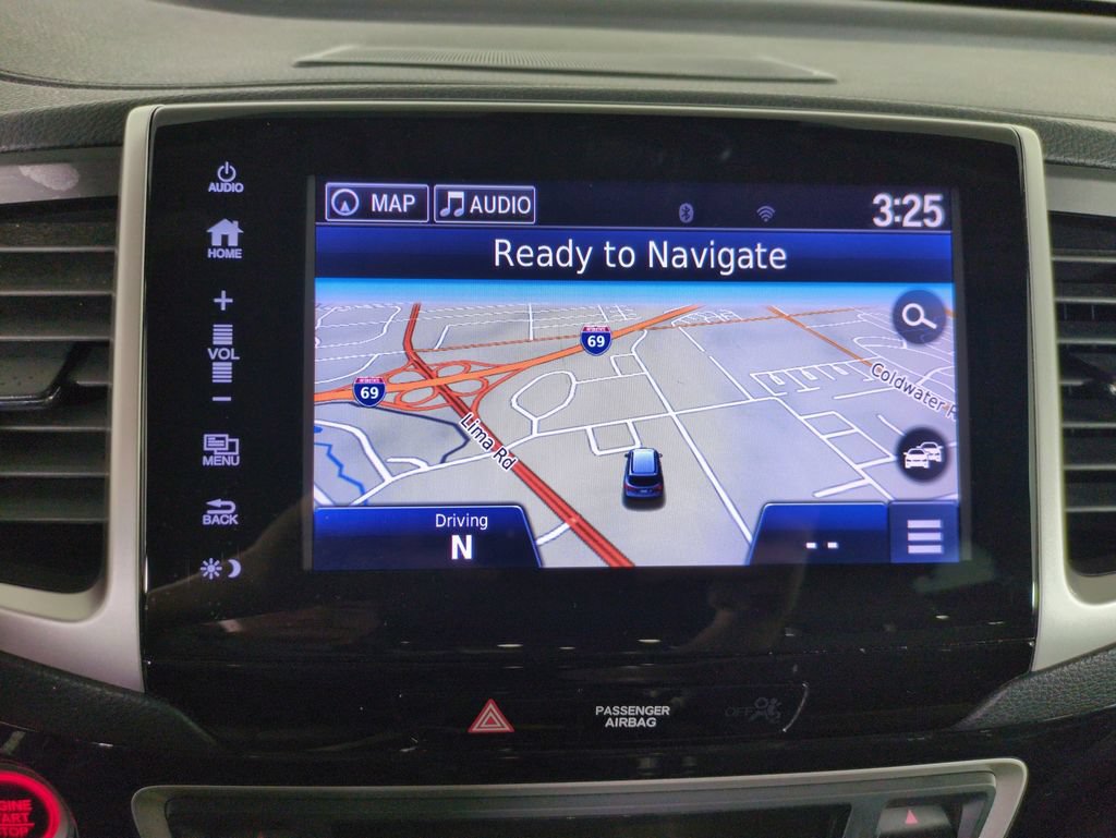 Used 2017 Honda Pilot Touring image 19