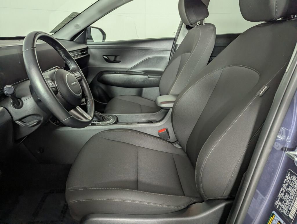 Used 2024 Hyundai Kona SEL image 11