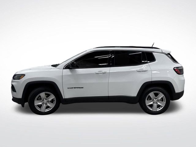 Used 2022 Jeep Compass Latitude image 10