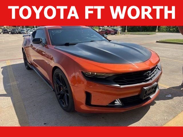 Used 2023 Chevrolet Camaro LT RWD image 1