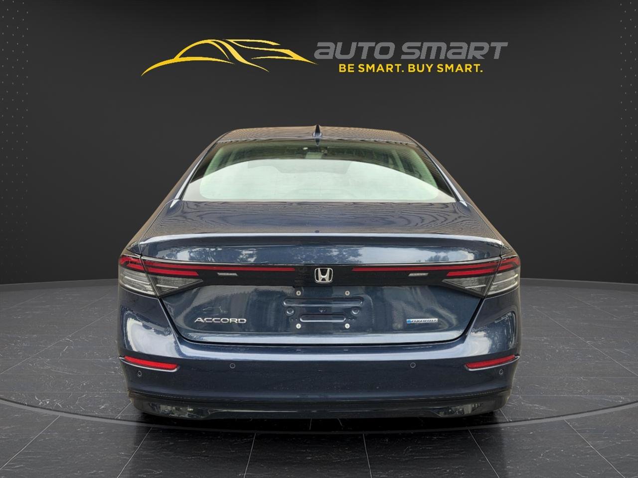 Used 2024 Honda Accord EX-L image 4