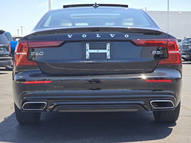 Used 2022 Volvo S60 B5 Momentum w/ Premium Package image 19