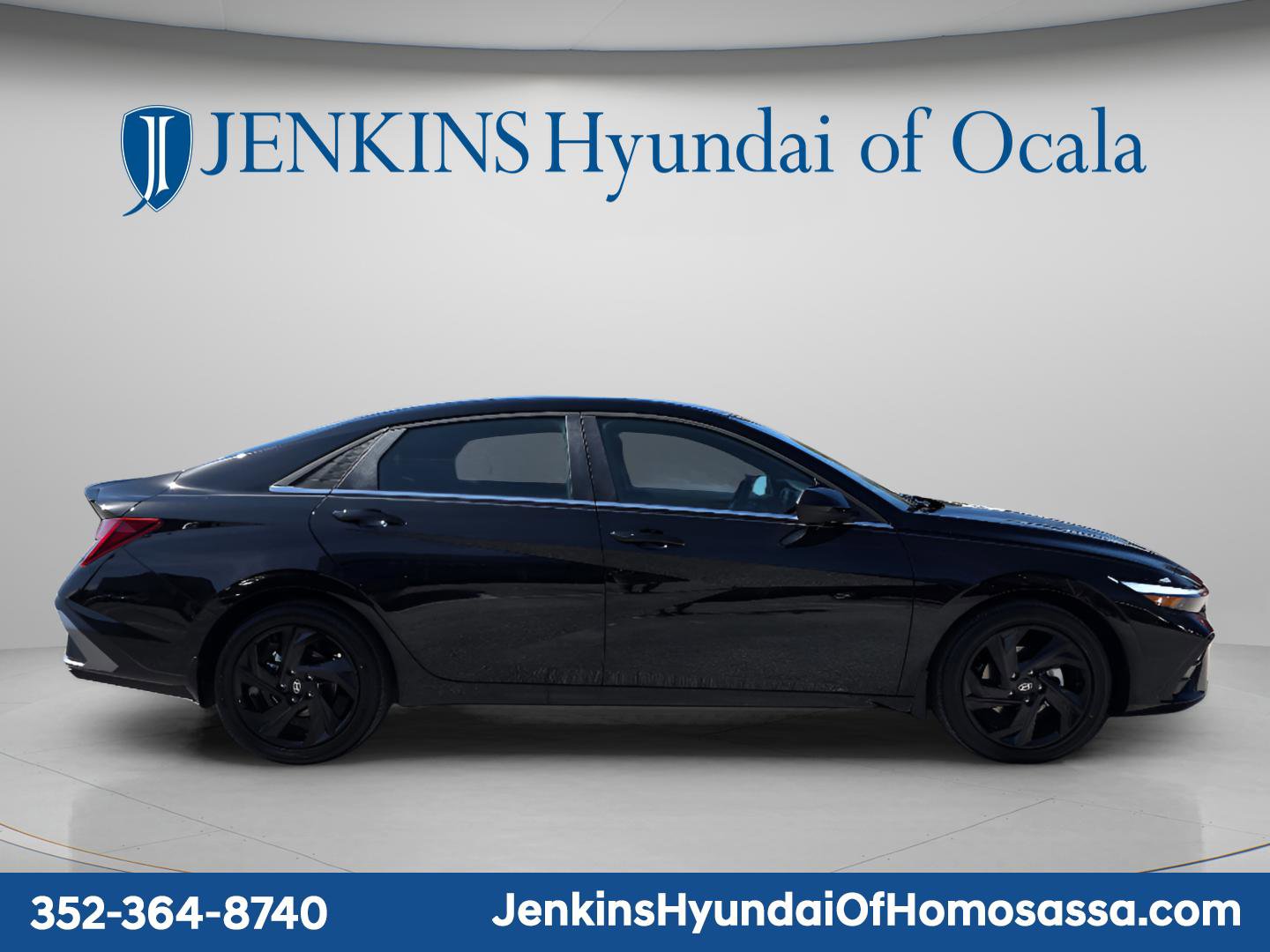 New 2026 Hyundai Elantra SEL Sport FWD image 2